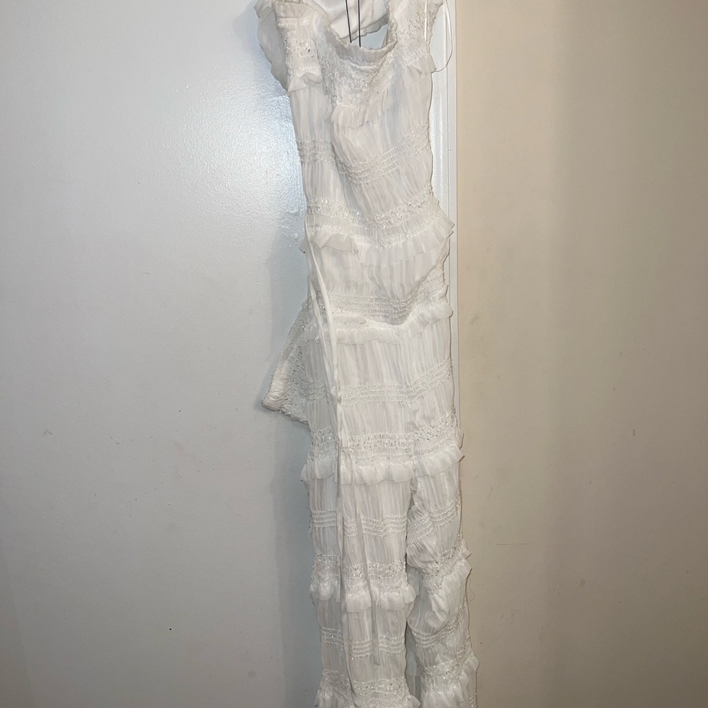 Elegant White Ruffled jumpsuit